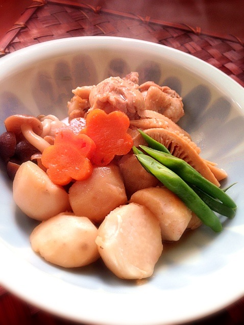 Simmered taro & chiken☆里芋と鶏肉の煮物