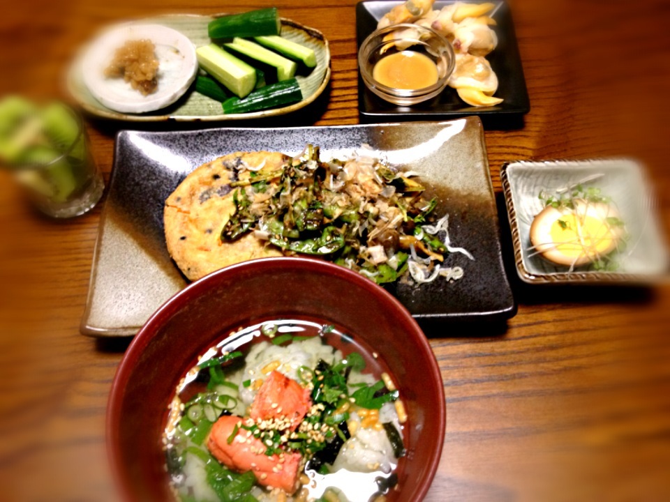 明太子茶漬け、野菜たっぷりがんもどきに野菜ソースかけて、漬け玉子、青柳酢味噌、もろきゅう、キウイ