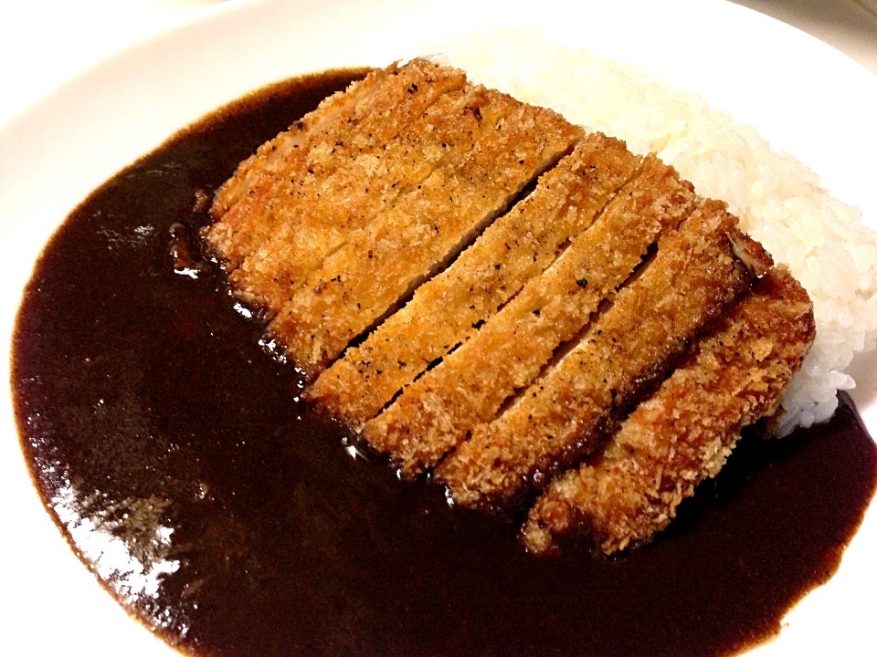 もうすぐ二年になるカレーにチキンカツのせちゃいましたカレー