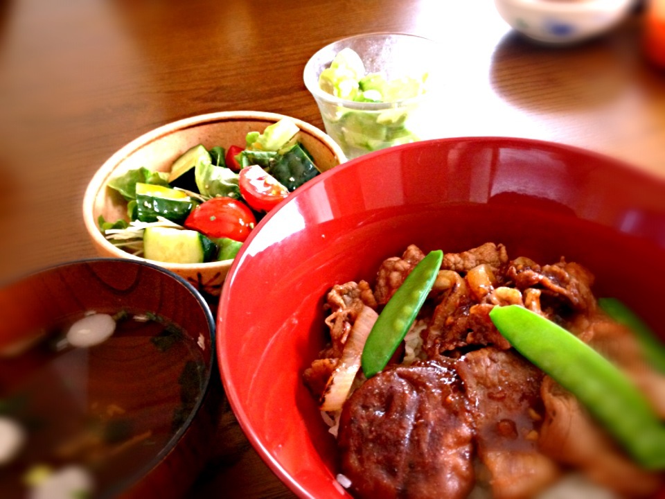 牛カルビ丼