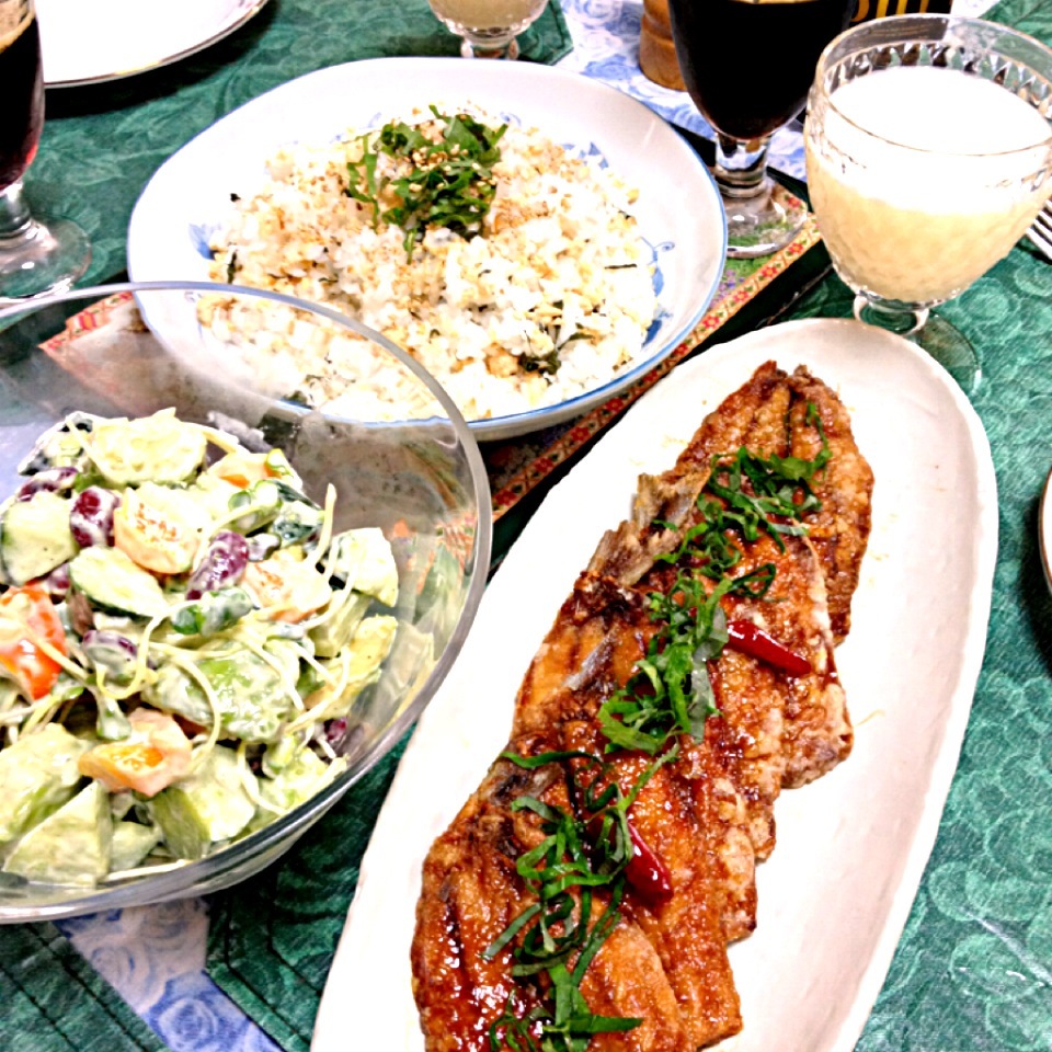 父の日メニュー✨虎キチさんに教わったホヤホヤの鰯の唐揚げ・鮭ご飯・キドニービーンズとアボカドのサラダ