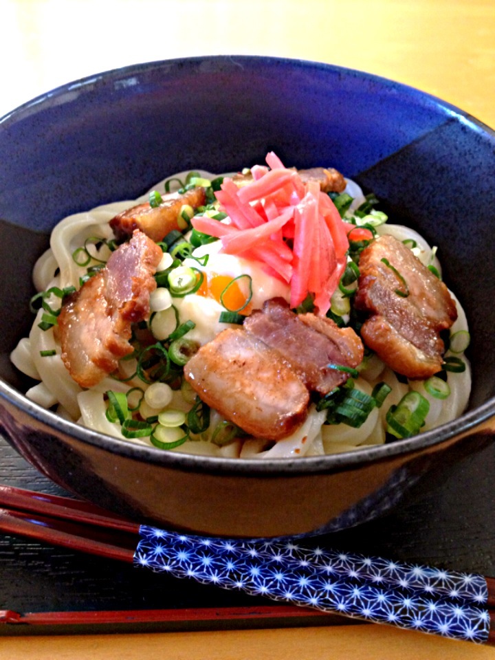 ぶっかけうどん   〜手作り豚の角煮をトッピング〜