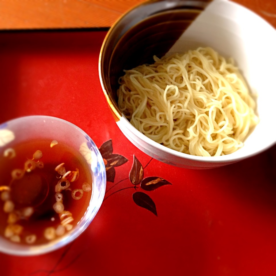 冷麦で、なんちゃって中華麺の冷やしつけ麺(^_^)v