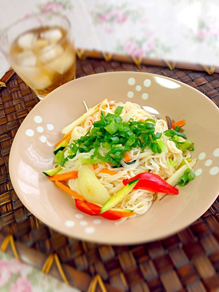 大量に作って残った素麺で~素麺チャンプル~♡