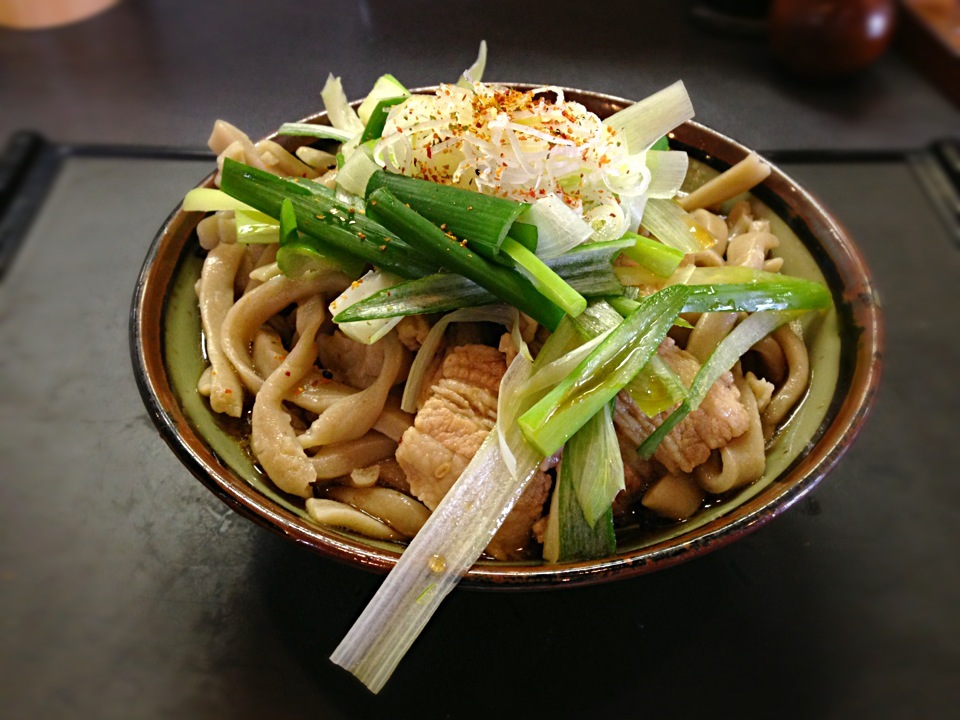 冷肉(太麺)@角萬(四谷三丁目)