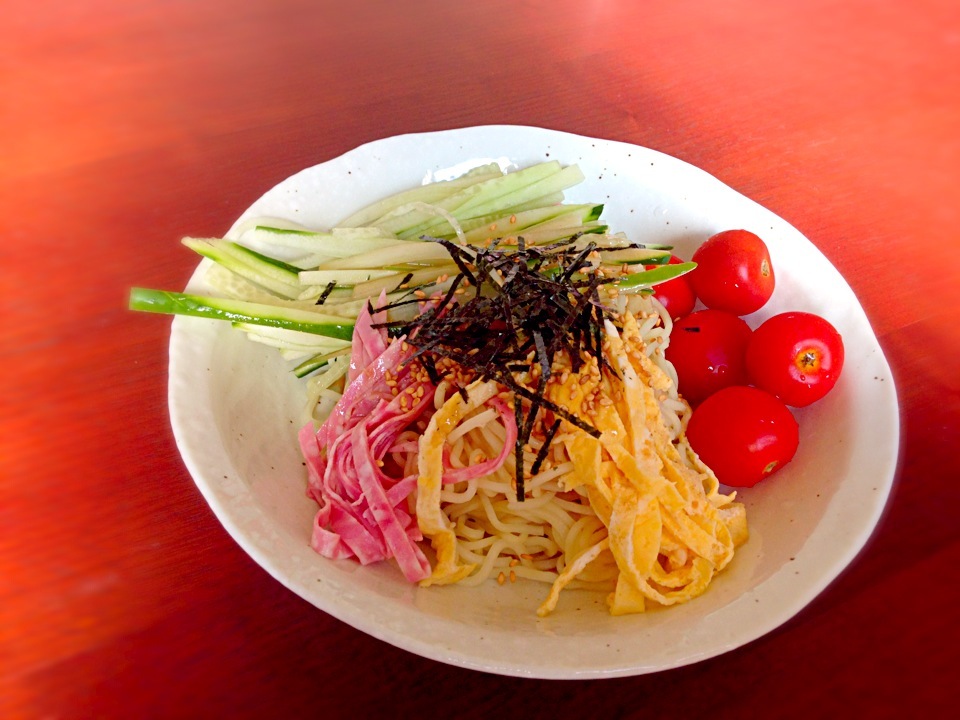 冷やしラーメン（ゴマだれ）