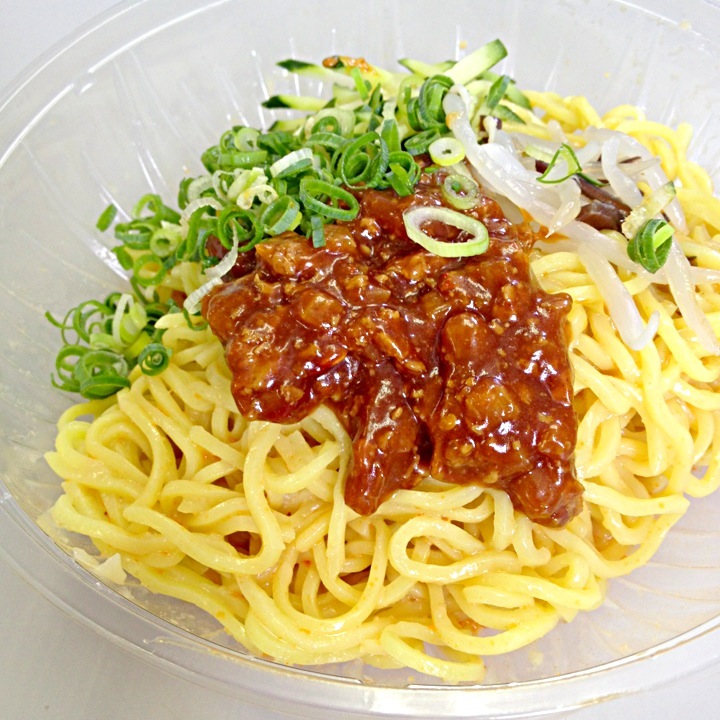 100円ローソンの冷し担々麺