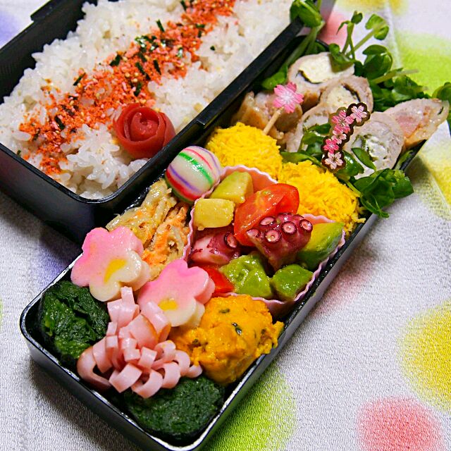 夫弁当  お花見気分で～♡