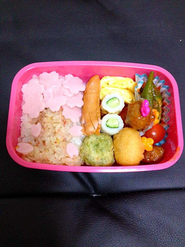 桜満開弁当