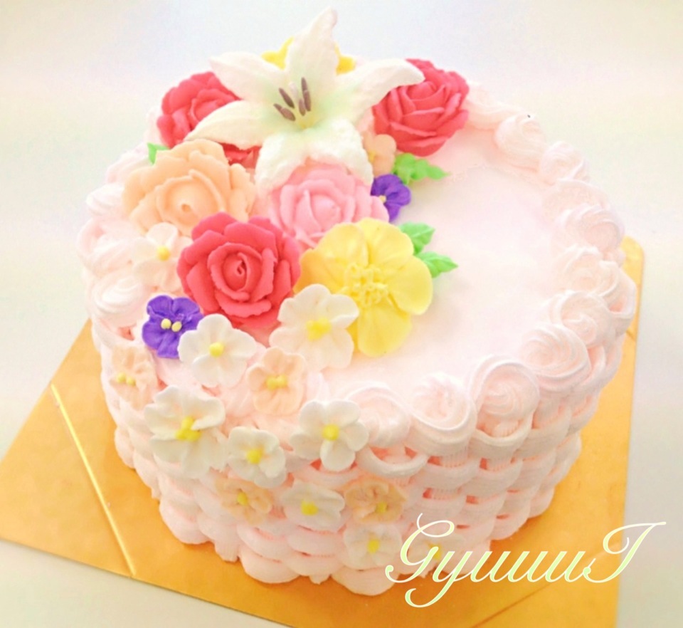 Decorated cake