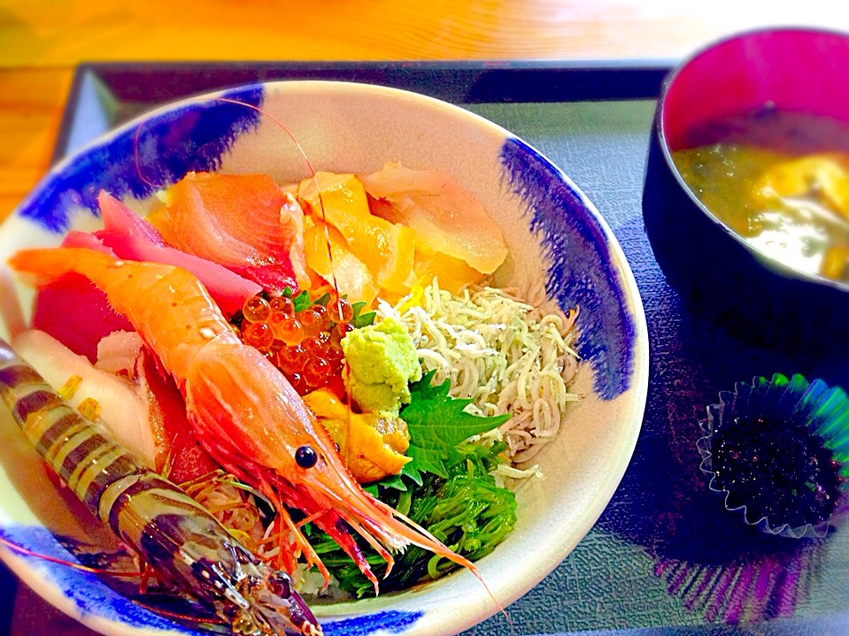 伊勢の海鮮丼♡