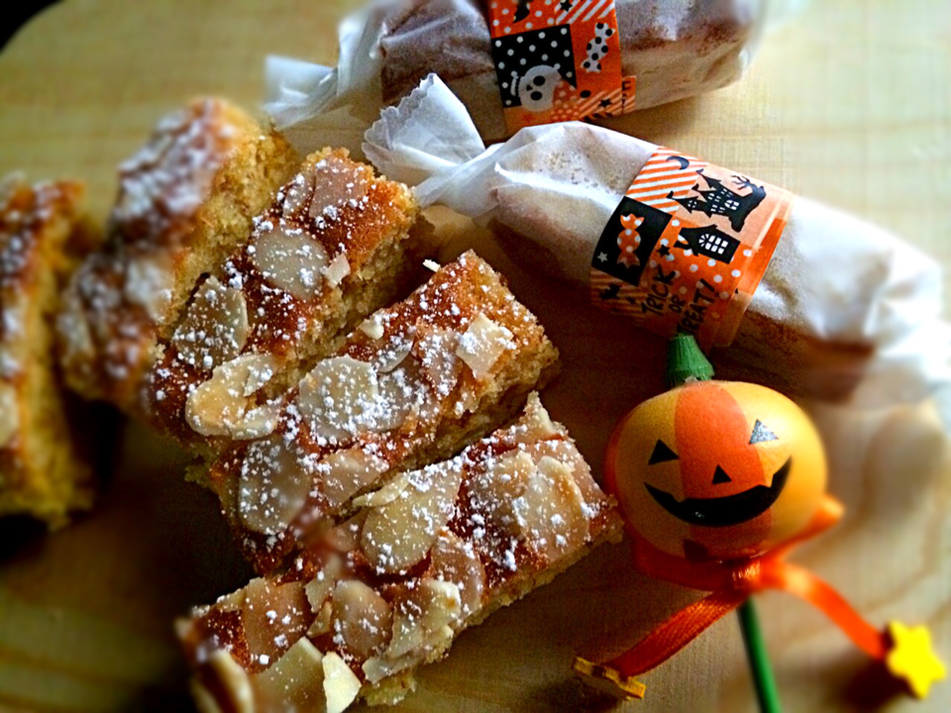 美味しい！なんて言うお菓子？sakurakoちゃんパン・ドゥ・ジェーヌ～パリの焼き菓子～名前難しくて覚えられません