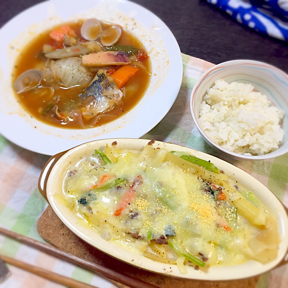 ブイヤベース/小松菜とミンチのグラタン