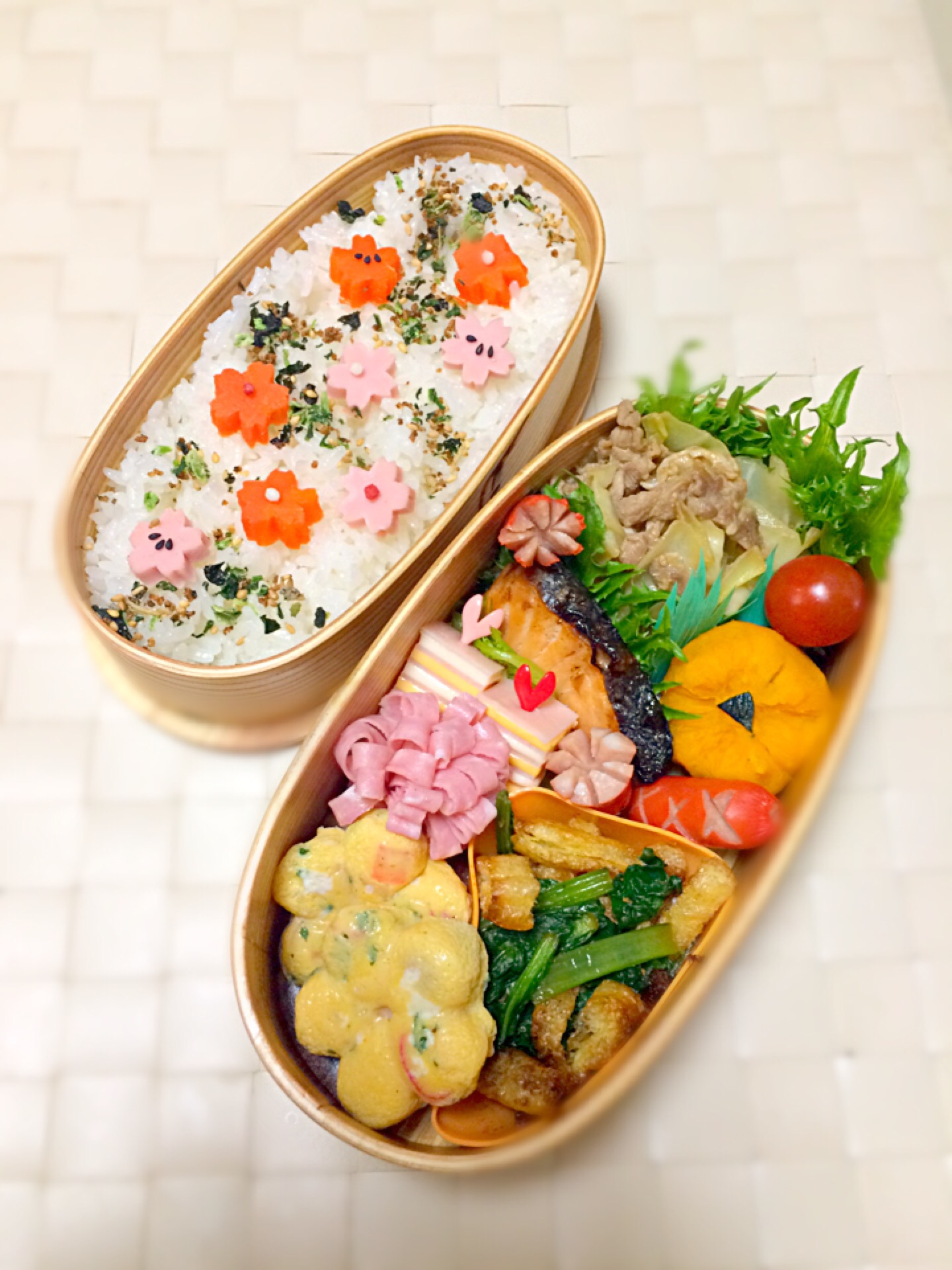 鮭、豚キャベツ味噌炒め弁当～♬