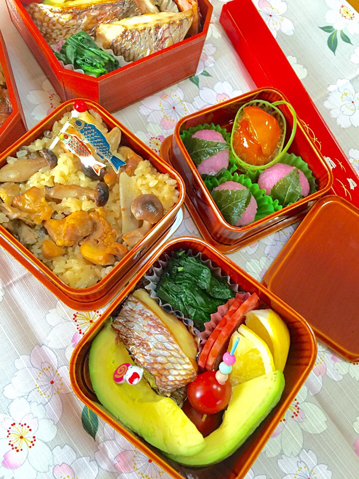 女子大生のお花見弁当(⊹＾◡＾)ノo.♡ﾟ｡*