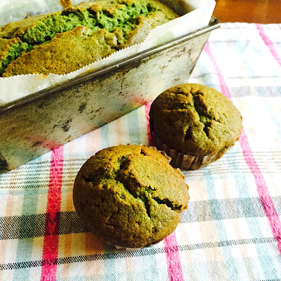 抹茶とホワイトチョコのパウンドケーキとマフィン