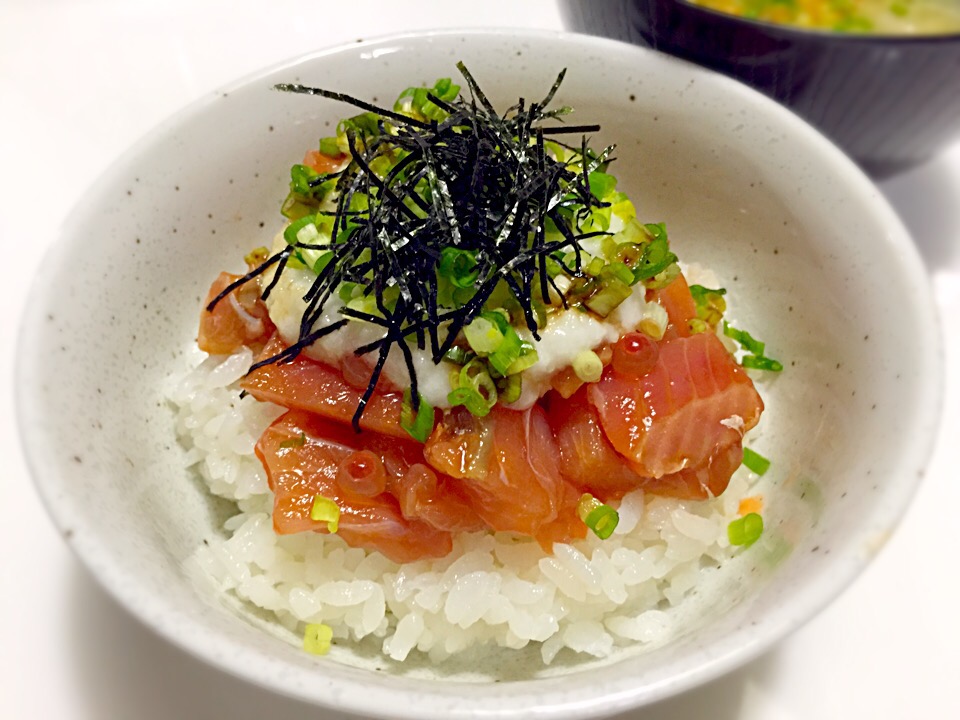 H.27.6.16の晩ご飯♪鮭の親子丼〜♡