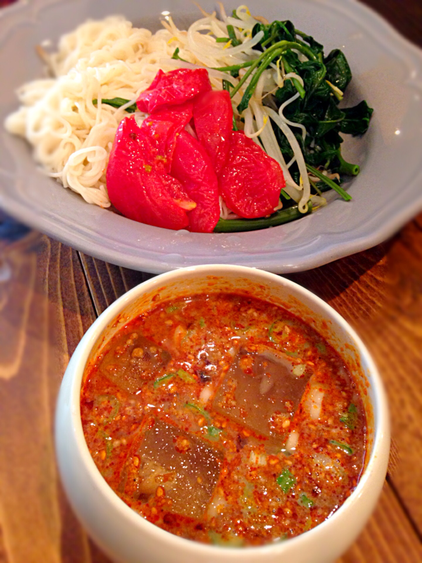 豆乳と豆鼓ラー油のつけ素麺