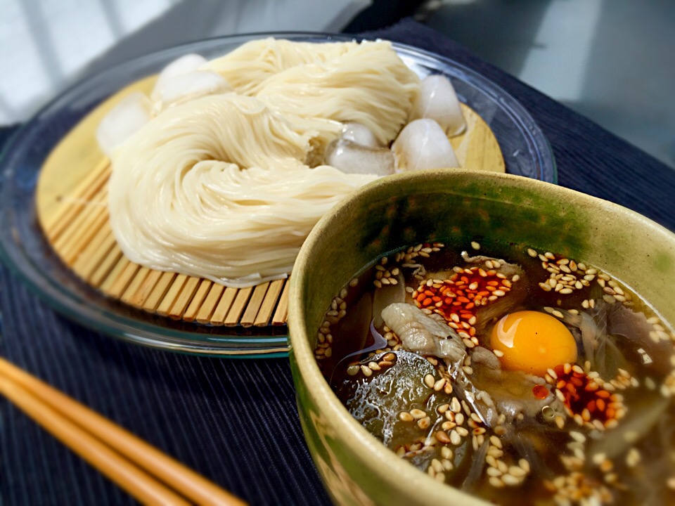 茄子とぶた肉のピリ辛つけそうめん