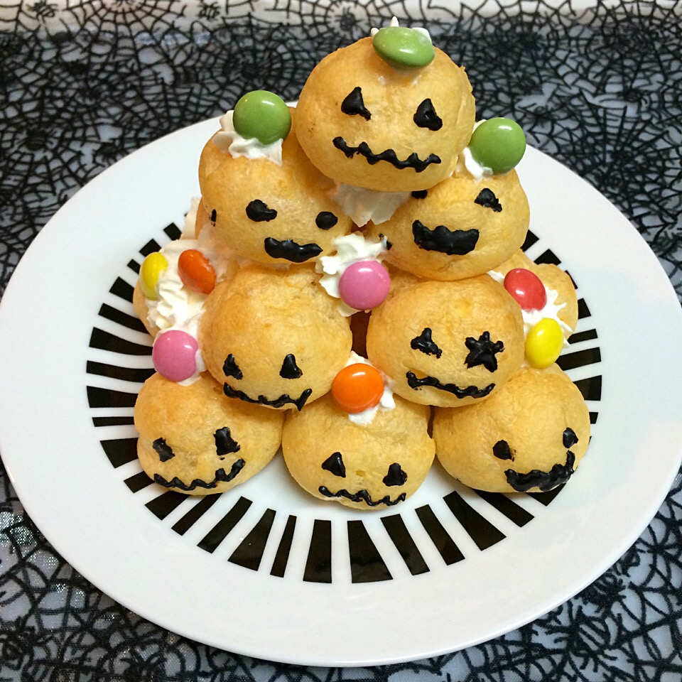 シュークリームのハロウィンタワー★