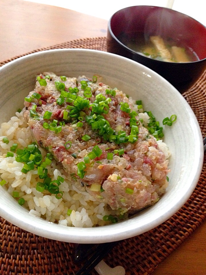 ブランチは鯵のなめろう丼