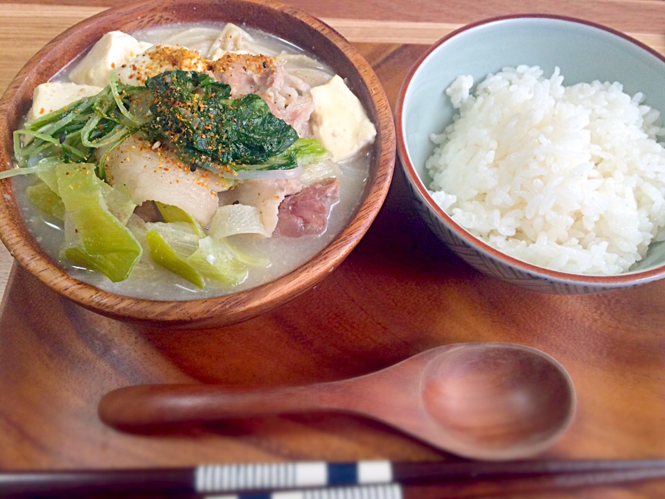 胡麻と豆乳の鍋
Soybean milk sesame pot