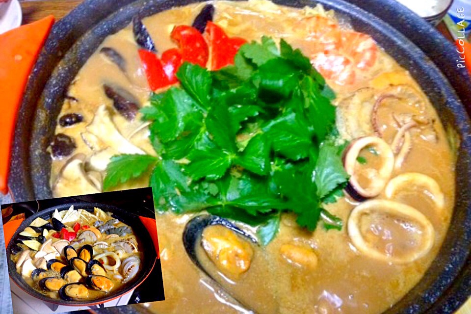 ✨Creamy Curry hodgepodge ...クリーミーシーフードカレー鍋(ココナッツミルク入り)
