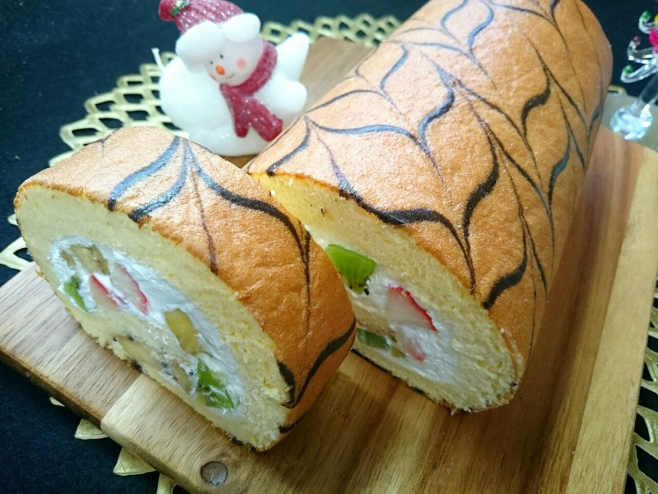 クリスマスのフルーツロールケーキ⛄