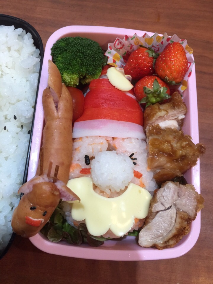 サンタとトナカイ弁当。