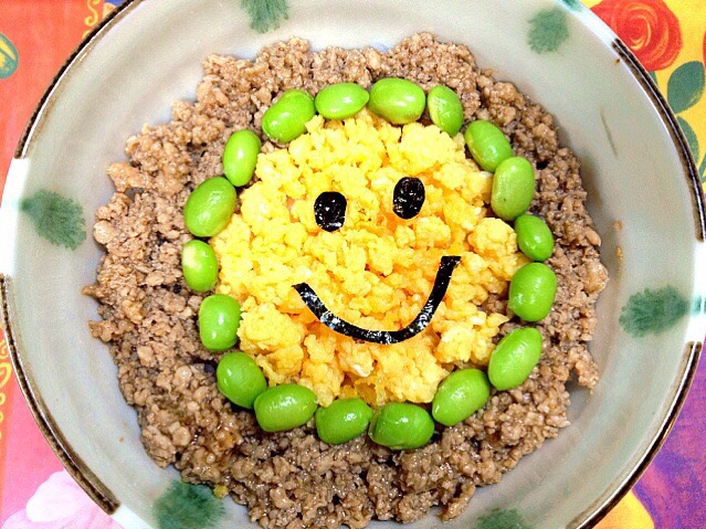 鳥そぼろ丼