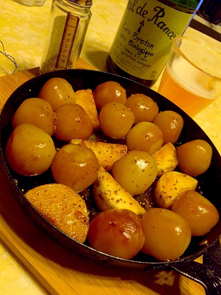 フランス産オーガニックシードルとイタリアン七味で玉こんにゃくと山芋の煮っころがし