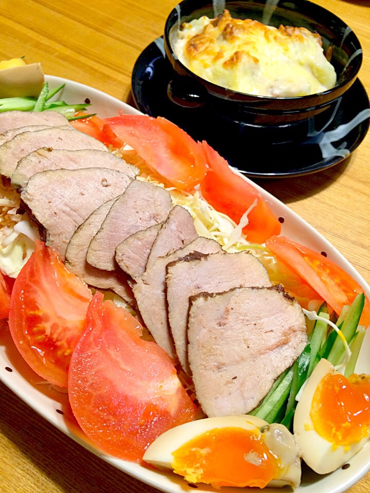 じゃがいもの明太子グラタン✨余りの肉味噌も入れて。&紅茶豚サラダ