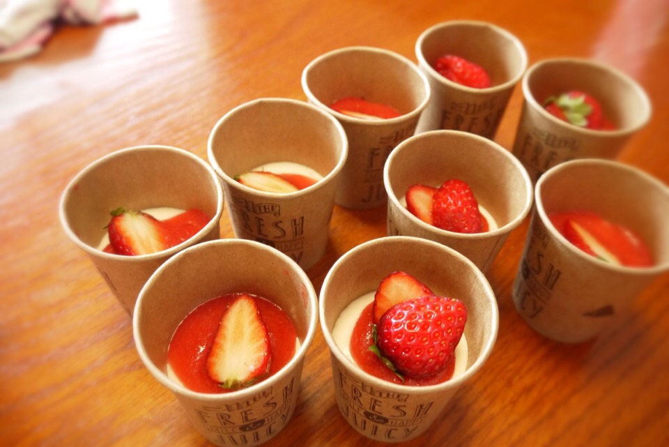 カップで いちごのレアチーズケーキ お花見弁当グランプリ16 ヤマサ醤油株式会社