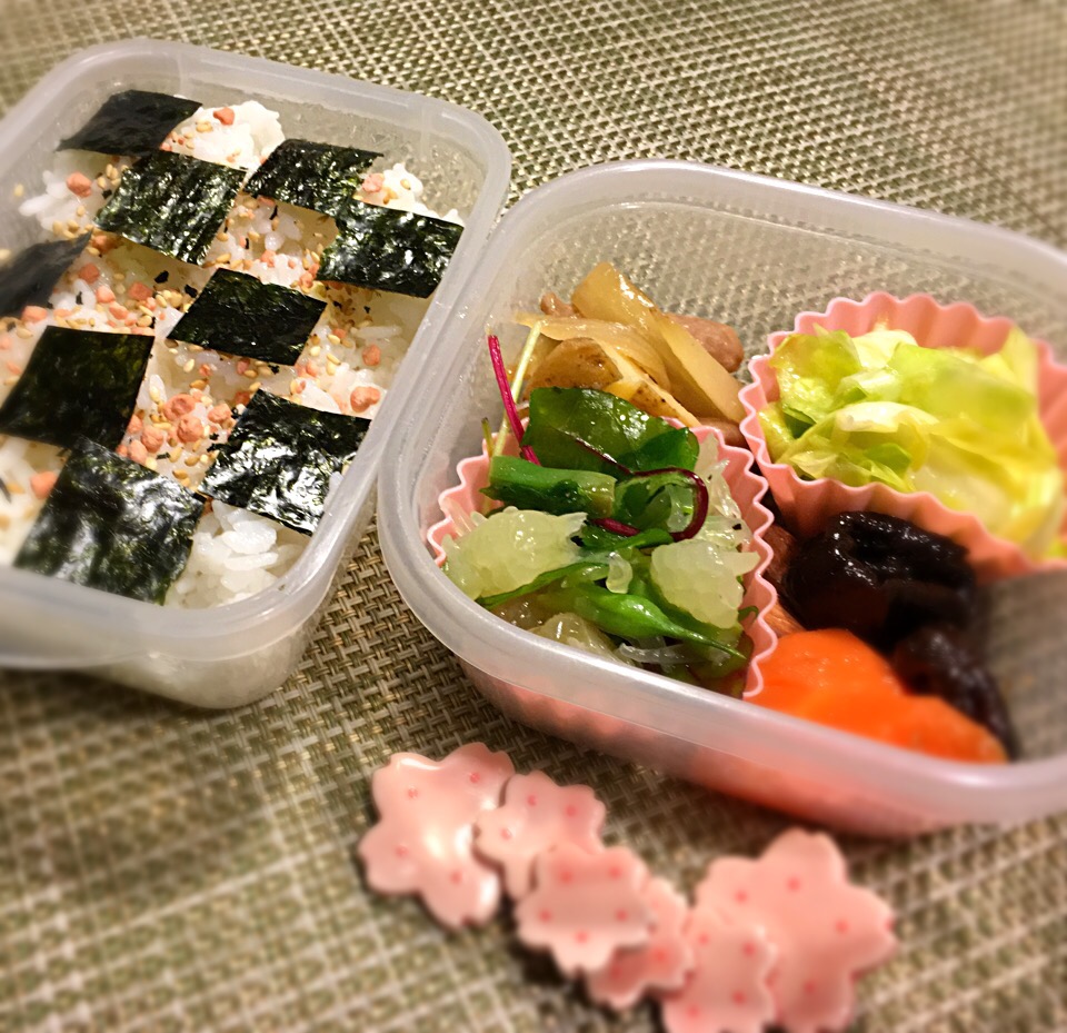 ピンクでお花見気分?のお弁当?