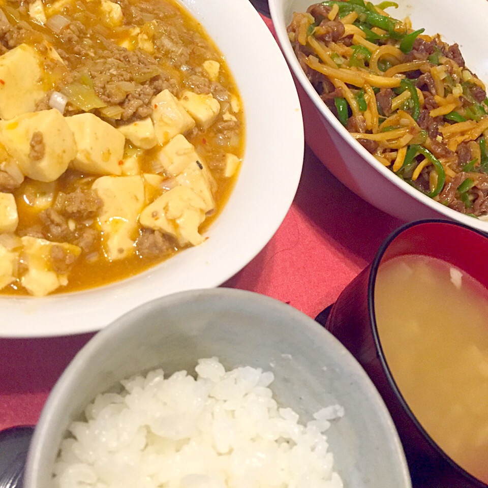 青椒牛絲  麻婆豆腐  中華スープ