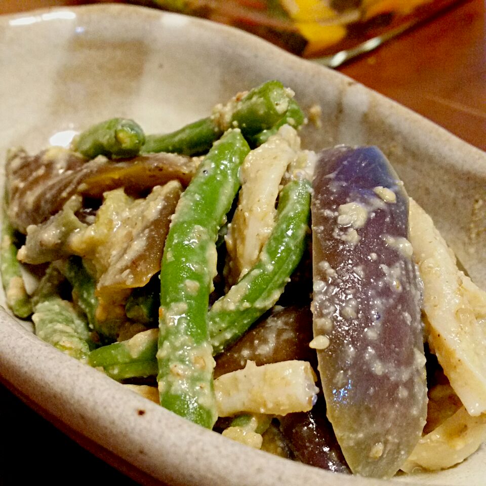 茄子といんげん豆とエリンギの胡麻味噌和え