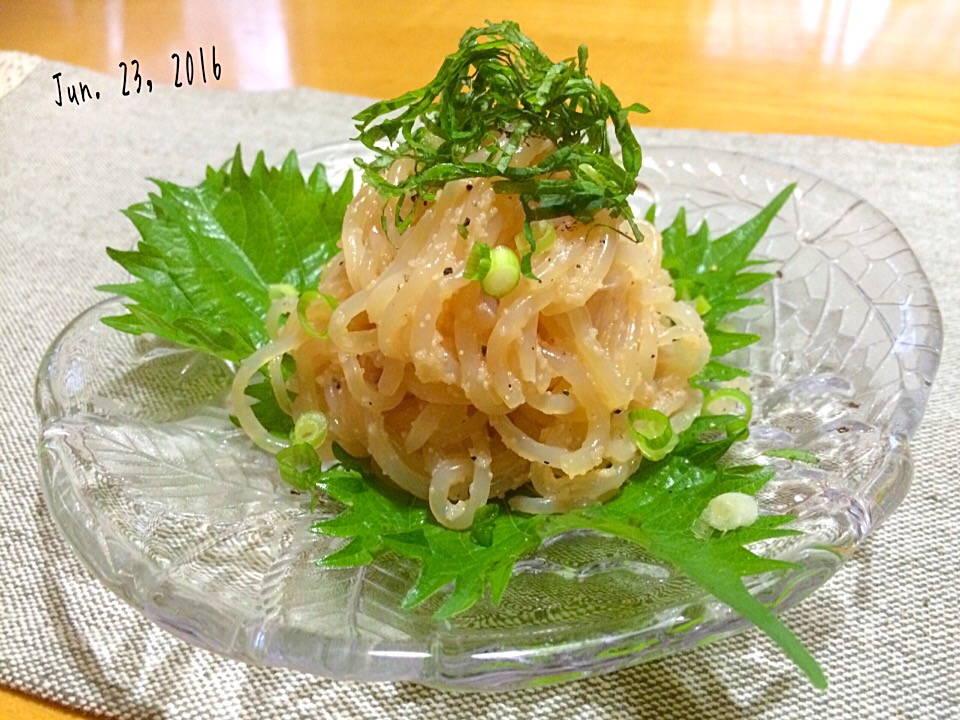 桜央里さんの料理 しらたきのパスタ風?たらこのバターレモン醤油?を明太子で?