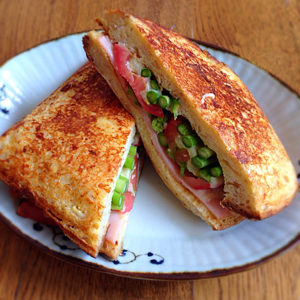 カンパーニュのフレトー（チーズ味）でホットサンドブランチ