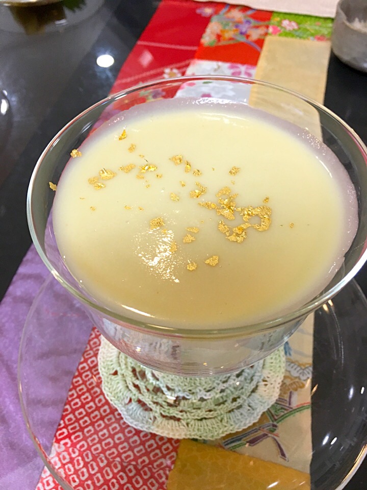 ごんちゃんビッグズッキーニの冷製スープ