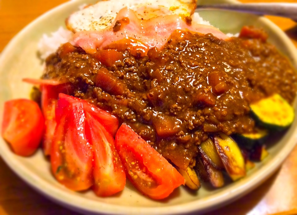 夏野菜のキーマカレー