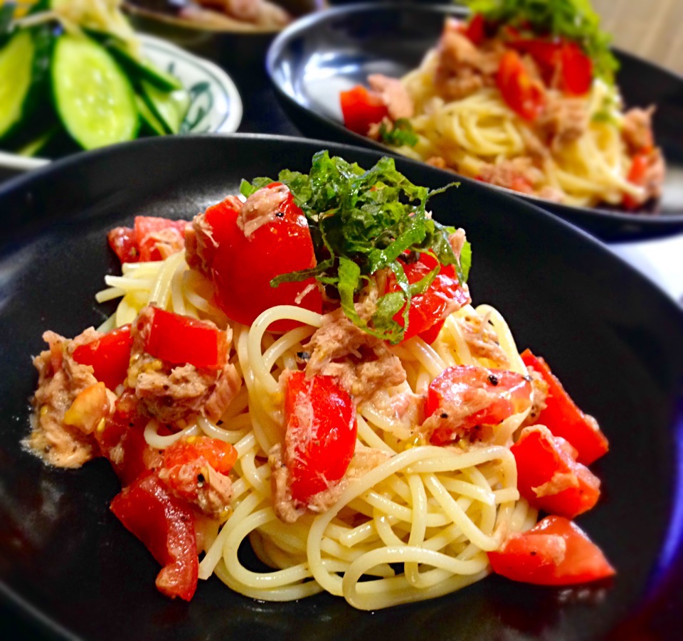 昼ごはん ツナトマトの冷製パスタ