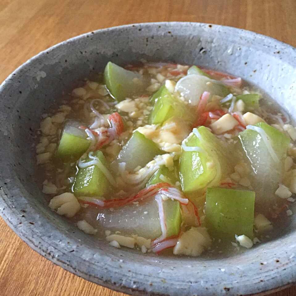 Tomoko Itoさんの料理 玉子豆腐とカニカマ使って簡単うまうまあんかけ冬瓜♥