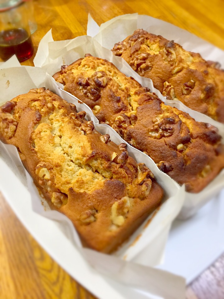 Banana walnut pound cake
バナナと胡桃のパウンドケーキ