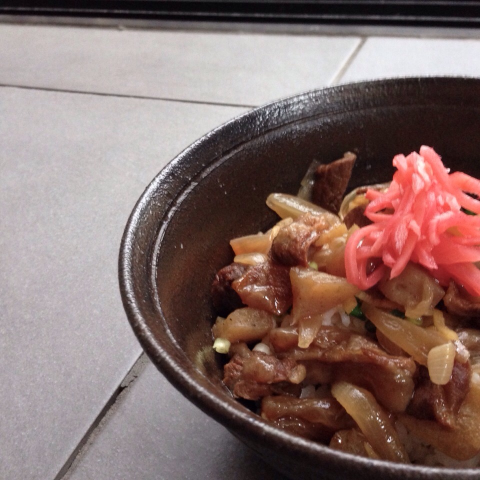 ナメ屋の牛スジ丼  〜2日目はつゆだく気味で〜