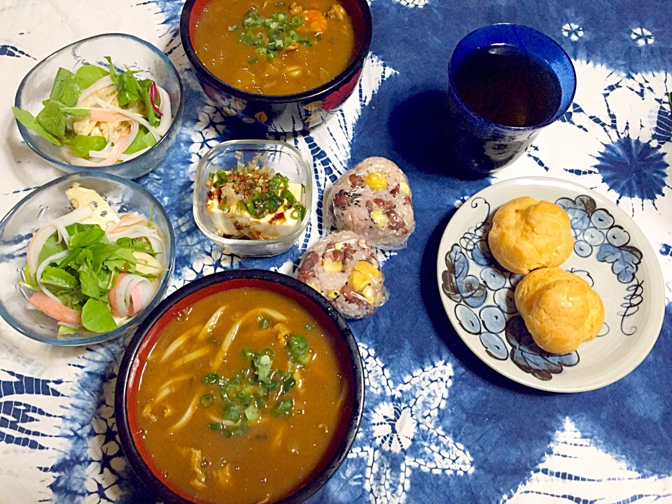 お約束のカレーうどん?麺は讃岐の乾麺が好き(n´—｀n)