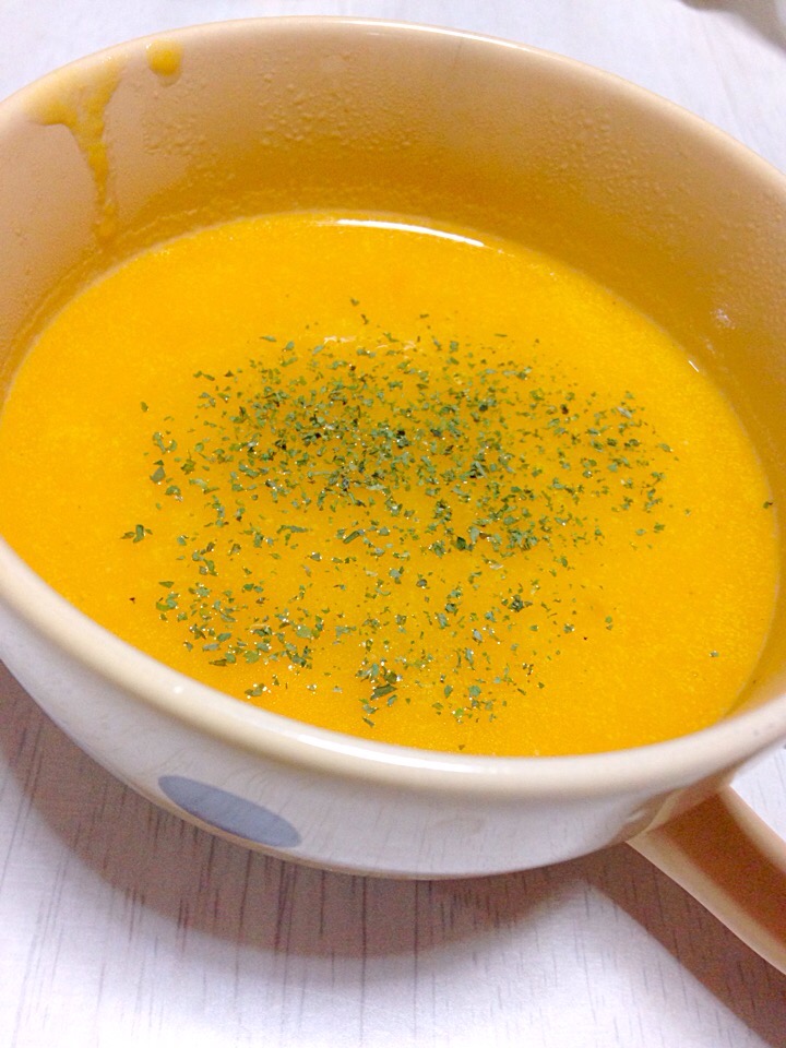 生クリームもいらない、ミキサーも使わないかぼちゃスープ