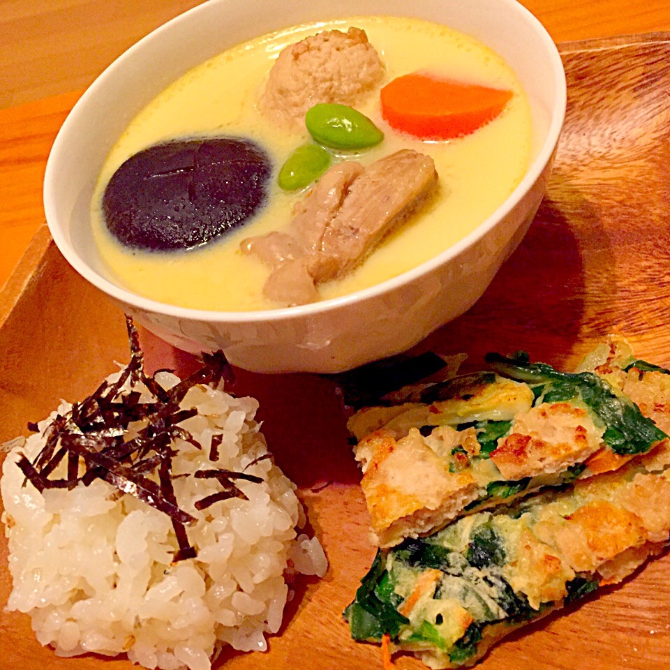 小田巻蒸し、しそと雑魚のお寿司、ニラと鶏ミンチのチヂミ