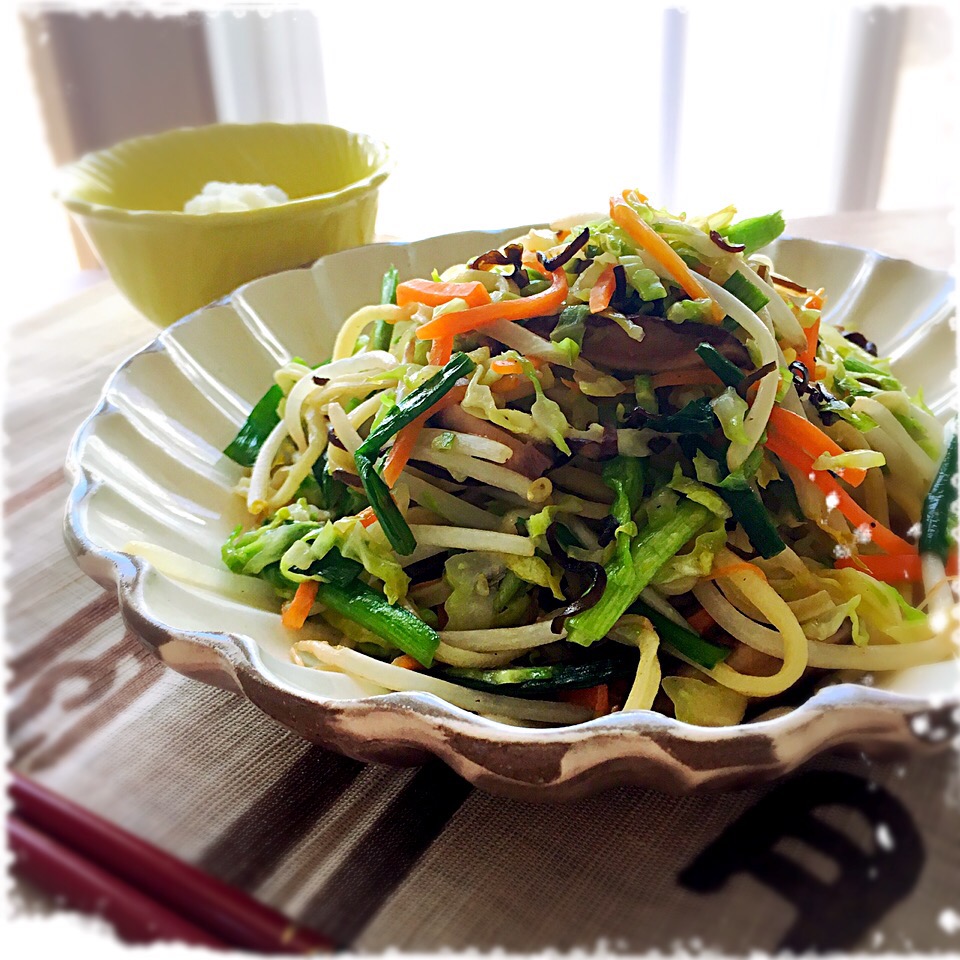 特損より〜 ２つ星料理人が作る焼きそばレシピ "旬の野菜をたっぷりのシャキシャキ焼きそば"