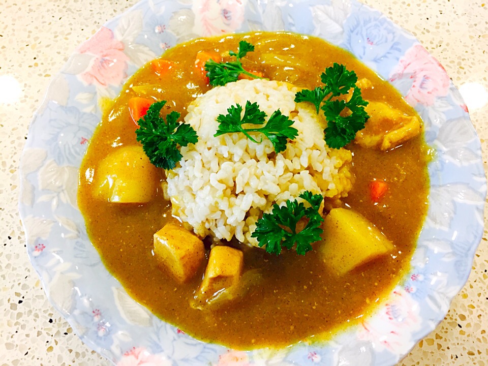 盛り付けでごまかす チキンカレー