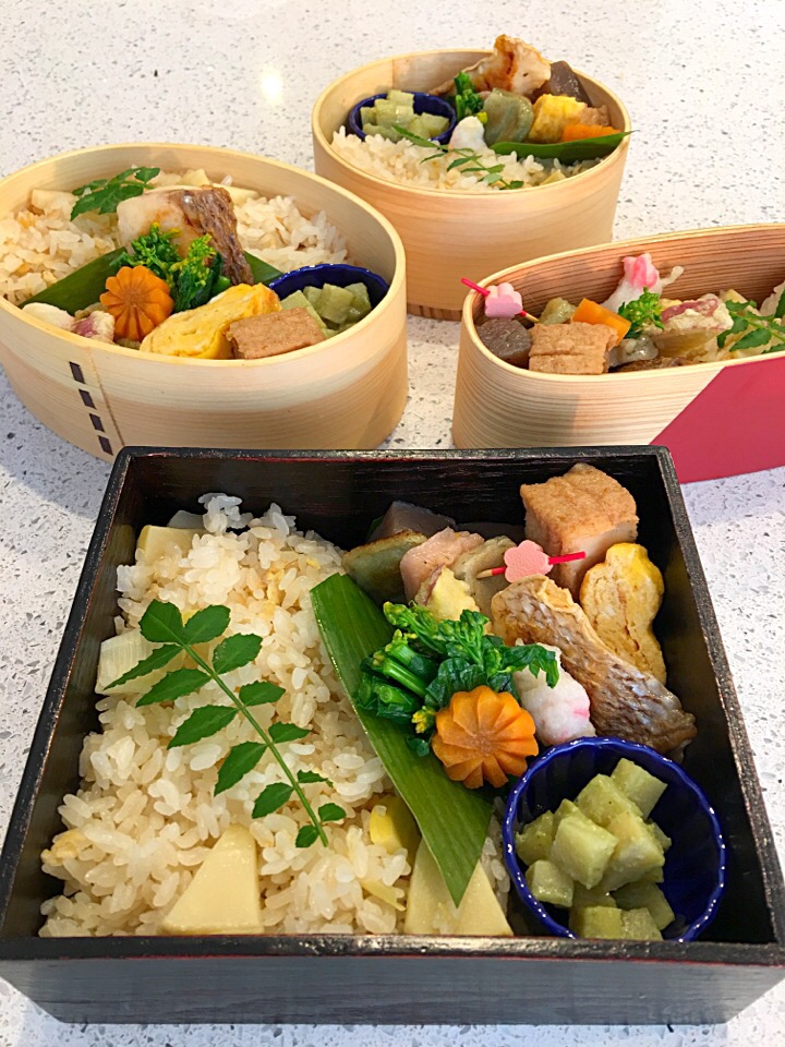 本日の皆んなのお弁当は
たけのこ弁当で❤️
春に美味しいたけのこ、鯛をあしらいました❤️
#わっぱ弁当 #お弁当記録 #春 #タケノコ